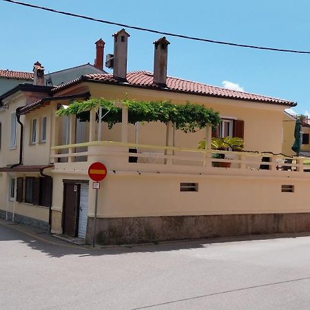 Apartments Villa Sandi Izola Esterno foto