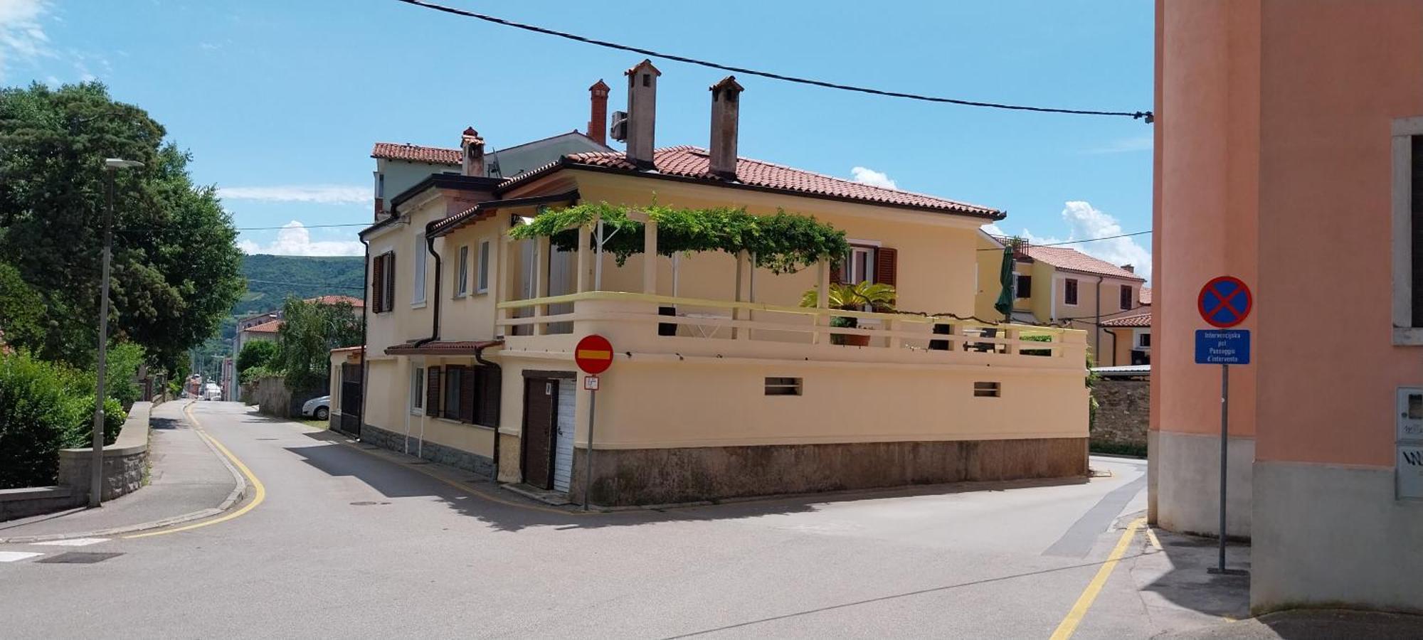 Apartments Villa Sandi Izola Esterno foto
